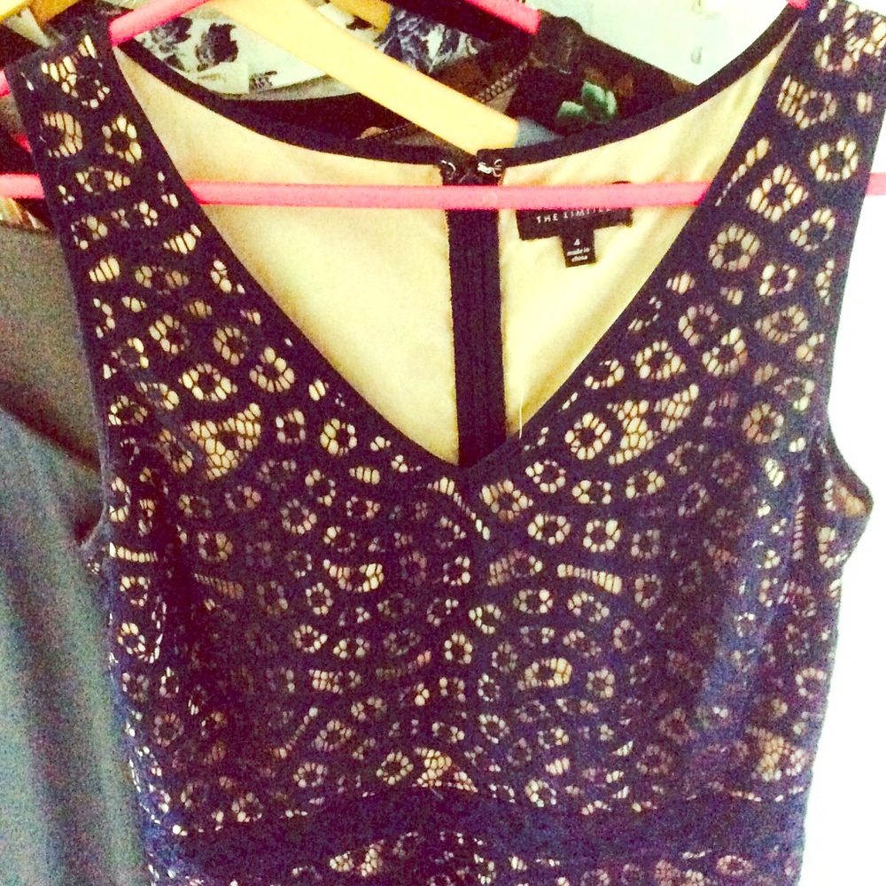 THE LIMITED LACE DRESS Black Sz 4 Beautiful!